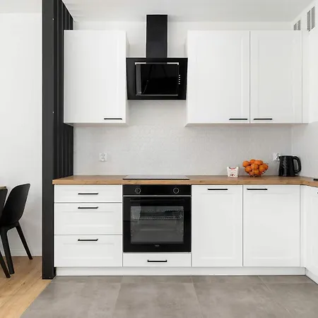 Bright & Cozy With Garden And Parking By Renters * Bílsko-Bělá