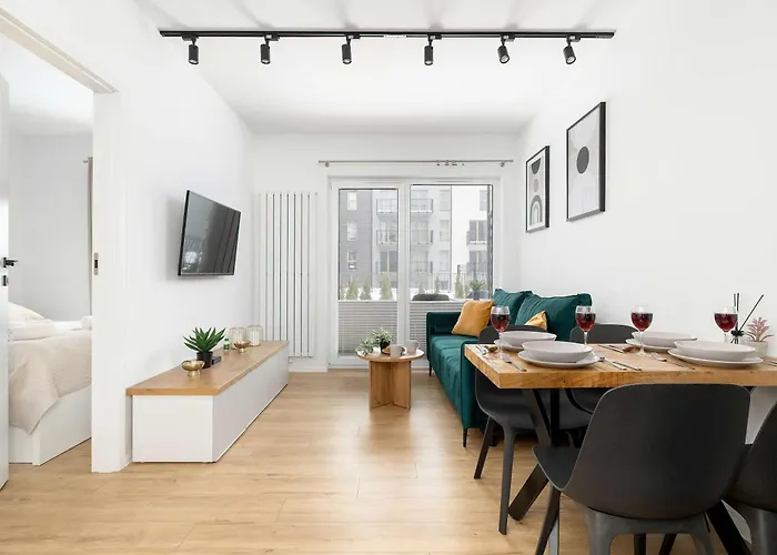Bright & Cozy With Garden And Parking By Renters *
