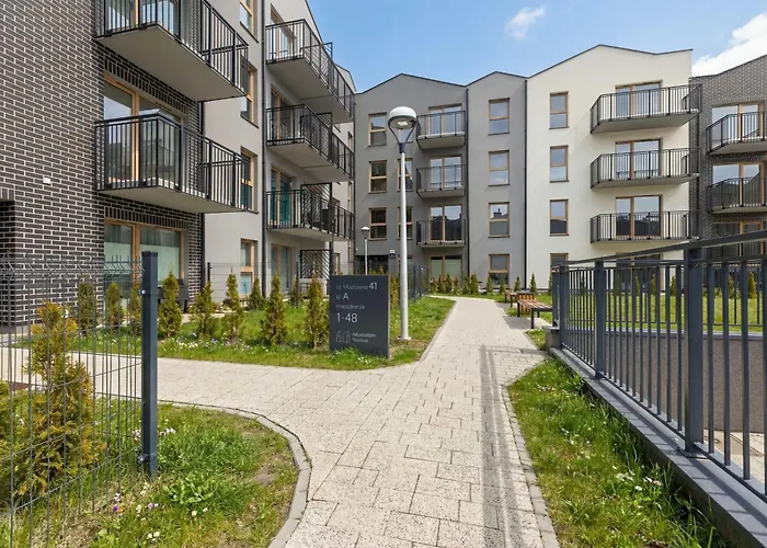 Bright & Cozy With Garden And Parking By Renters Bílsko-Bělá